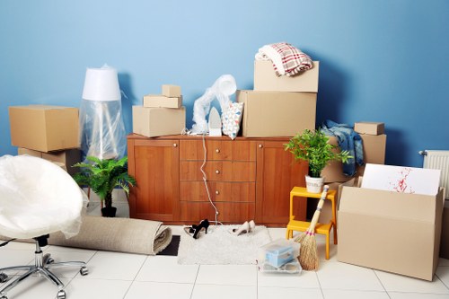 Domestic house move support in Charlton