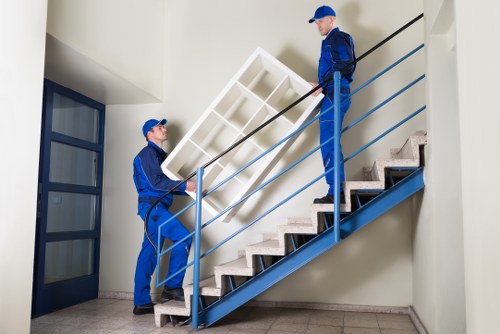 Professional packing and unpacking services in Charlton for a smooth home move