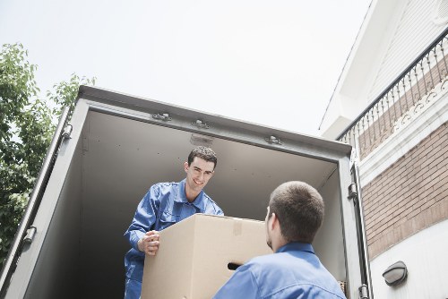 Van transport for flats and homes near Charlton and SE7